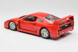 Ferrari F40 Red Bburago 1:18 3032 Diecast - image 7 of 8