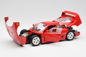 Ferrari F40 Red Hot Wheels 1:18 23911 Diecast - image 2 of 8