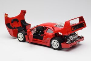 Ferrari F40 Red Hot Wheels 1:18 23911 Diecast - image 5 of 8