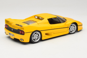 Ferrari F50 Coupe Shell Yellow Maisto 1:18 3076-Y1 Diecast - image 3 of 8