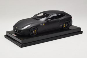 Ferrari FF Matte Black MR Collection 1:18 FERR04CAL Resin - image 2 of 7
