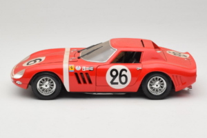 Ferrari 250 GTO #26 Red Guiloy 1:18 67526 Diecast - image 4 of 8