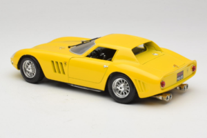Ferrari 250 GTO Yellow Guiloy 1:18 67525 Diecast - image 7 of 8