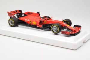 Ferrari SF90 #5 S. Vettel Australian GP 2019 BBR 1:18 BBR191805DIE Resin - image 4 of 6