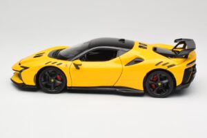 Ferrari SF90 XX Stradale Giallo Modena Bburago 1:18 18-16020Y Diecast - image 4 of 8