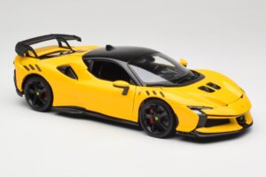 Ferrari SF90 XX Stradale Giallo Modena Bburago 1:18 18-16020Y Diecast - image 6 of 8