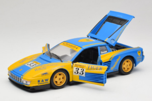 Ferrari Testarossa Bburago 1:18 7019 Diecast - image 2 of 8