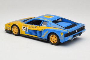 Ferrari Testarossa Bburago 1:18 7019 Diecast - image 7 of 8