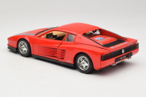 Ferrari Testarossa PPG Auto Refinish Red Bburago 1:18 3039-P3 Diecast - image 7 of 8