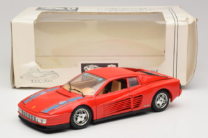 Ferrari Testarossa PPG Auto Refinish Red Bburago 1:18 3039-P3 Diecast - image 8 of 8