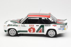 Fiat 131 Abarth #3 M. Alen / I. Kivimaki Winner Rally 1000 Lakes 1980 Kyosho 1:18 08376H Diecast - image 4 of 8