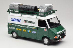 Fiat 242 Alitalia Rally Team Assistance With Trailer 1978 IXO 1:18 18CMC027WX Diecast - image 5 of 7