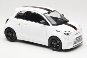 Abarth 500e White IXO 1:18 MCG18497 Diecast - image 4 of 6