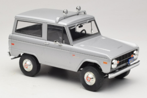 Ford Bronco Speed Movie GreenLight 1:18 19074 Diecast - image 5 of 7