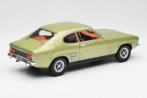 Ford Capri Mk1 Light Green Metallic Minichamps 1:18 18008900 Diecast - image 3 of 8