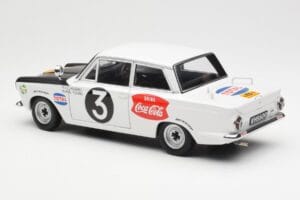 Ford Cortina Mk1 #3 P. Hughes / B. Young African Safari Rally 1964 AUTOart 1:18 86428 Diecast - image 7 of 8