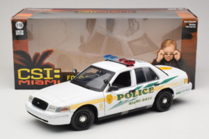 Ford Crown Victoria Police Interceptor CSI Miami GreenLight 1:18 13514 Diecast - image 6 of 6