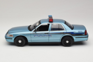 Ford Crown Victoria Police Cruiser Twilight Blue Greenlight 1:18 01643 Diecast - image 4 of 8
