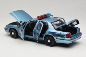 Ford Crown Victoria Police Cruiser Twilight Blue Greenlight 1:18 01643 Diecast - image 5 of 8