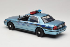 Ford Crown Victoria Police Cruiser Twilight Blue Greenlight 1:18 01643 Diecast - image 7 of 8