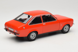 Ford Escort Mk2 Orange Minichamps 1:18 150085100 Diecast - image 3 of 8