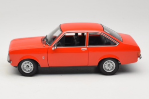 Ford Escort Mk2 Orange Minichamps 1:18 150085100 Diecast - image 4 of 8