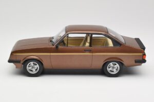 Ford Escort Mk2 RS 2000 Brown Metallic MCG 1:18 MCG18530 Diecast - image 3 of 6
