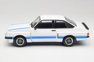 Ford Escort Mk2 RS 2000 X-Pack Diamond White & Blue Stripe MCG 1:18 MCG18350 Diecast - image 3 of 6