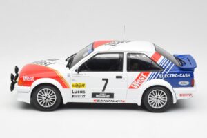 Ford Escort RS Turbo #7 Lotto Haspengouw Rally 1985 MCG 1:18 MCG18421 Diecast - image 3 of 6