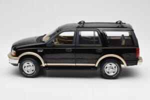 Ford Expedition Eddie Bauer Black UT Models 1:18 22710 Diecast - image 5 of 7