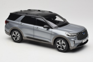 Ford Explorer Gray OEM 1:18 FORD2020 Diecast - image 6 of 8
