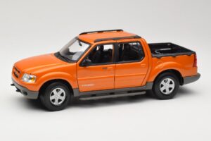 Ford Explorer Sport Trac Orange Maisto 1:18 536891G Diecast