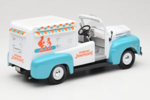 Ford F-1 Howard Johnson's Ice Cream Road Signature 1:18 92229 Diecast - image 2 of 6