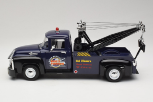Ford F-100 Tow Truck Bob's Towing Welly 1:18 19834-W Diecast - image 3 of 6