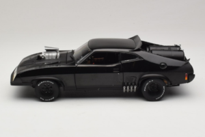 Ford Falcon XB Interceptor Mad Max 2 The Road Warrior AUTOart 1:18 72745 Diecast - image 4 of 8