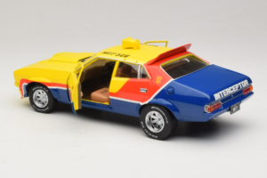 Ford Falcon XB Interceptor Mad Max GreenLight 1:18 DDA012 Diecast - image 5 of 8