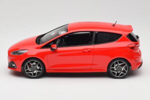 Ford Fiesta Mk8 ST Red DNA 1:18 DNA000093 Resin - image 3 of 6