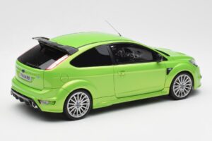 Ford Focus RS Mk2 Green Otto 1:18 OT381 Resin - image 2 of 6