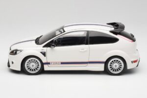 Ford Focus RS Mk2 LM Classic White Mk IIb Tribute Minichamps 1:18 100080167 Diecast - image 4 of 8