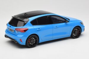 Ford Focus ST Edition Mk4 Azure Blue Otto 1:18 OT1186 Resin - image 2 of 6
