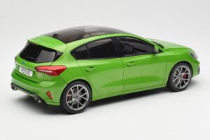 Ford Focus ST Mk4 Green MCG 1:18 MCG18452 Diecast - image 2 of 6
