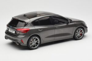 Ford Focus ST Mk4 Grey MCG 1:18 MCG18454 Diecast - image 2 of 6