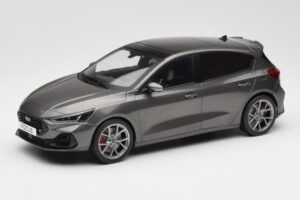 Ford Focus ST Mk4 Grey MCG 1:18 MCG18454 Diecast