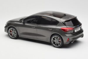 Ford Focus ST Mk4 Grey MCG 1:18 MCG18454 Diecast - image 5 of 6
