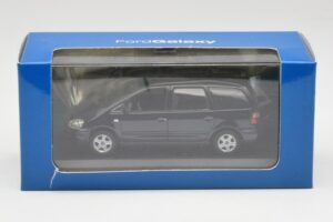 Ford Galaxy Mk1 Blue Minichamps 1:43 430089501 Diecast - image 4 of 4