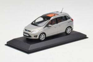 Ford Grand C-Max Mk2 Grey Metallic Minichamps 1:43 400089101 Diecast - image 2 of 4