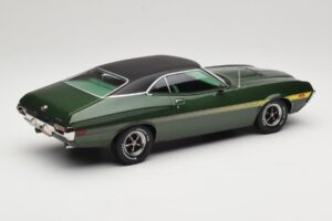 Ford Gran Torino Sport Green IXO 1:18 18CMC185 Diecast - image 2 of 6