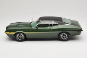 Ford Gran Torino Sport Green IXO 1:18 18CMC185 Diecast - image 3 of 6