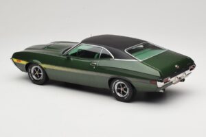 Ford Gran Torino Sport Green IXO 1:18 18CMC185 Diecast - image 5 of 6
