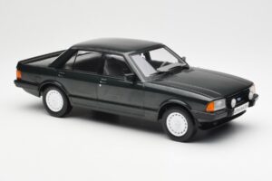 Ford Granada Mk2 2.8 Injection Dark Green MCG 1:18 MCG18263 Diecast - image 4 of 6